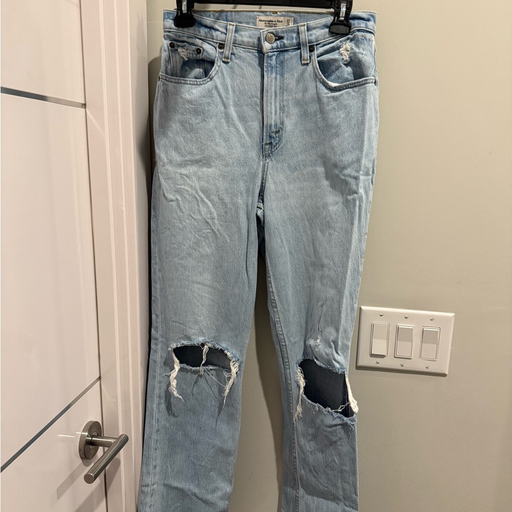 Abercrombie & Fitch Light Blue 90s Straight Ultra High Rise Jeans